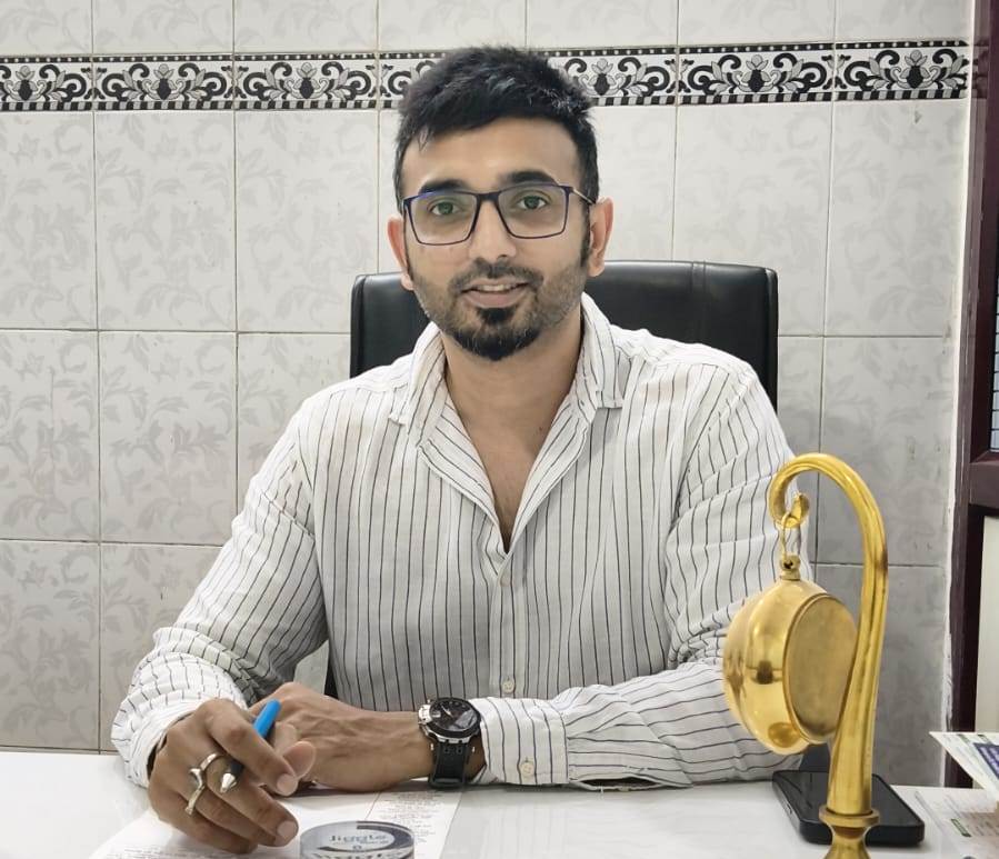 Dr. Kushagra Varma